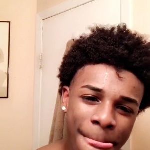 Meet your Posher, Isiah